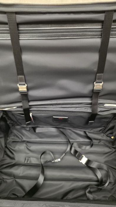 Чемодан Ручная кладь TUMI