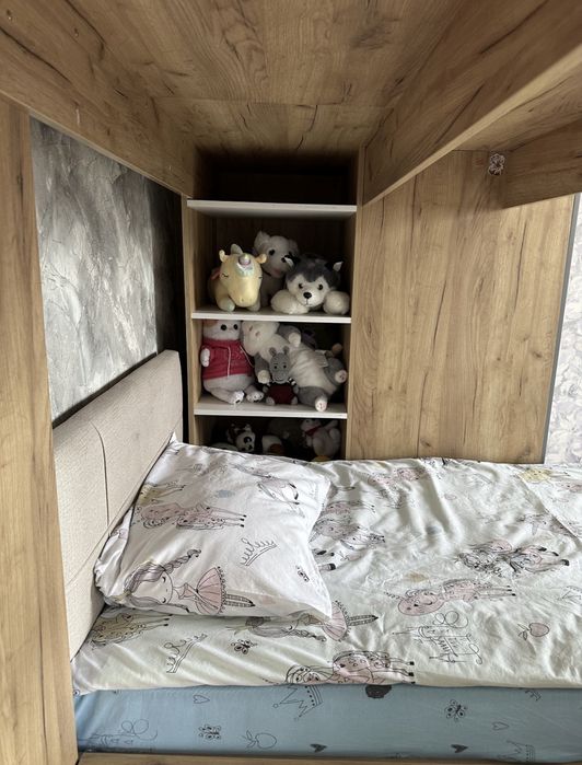 Кровать двухъярусная