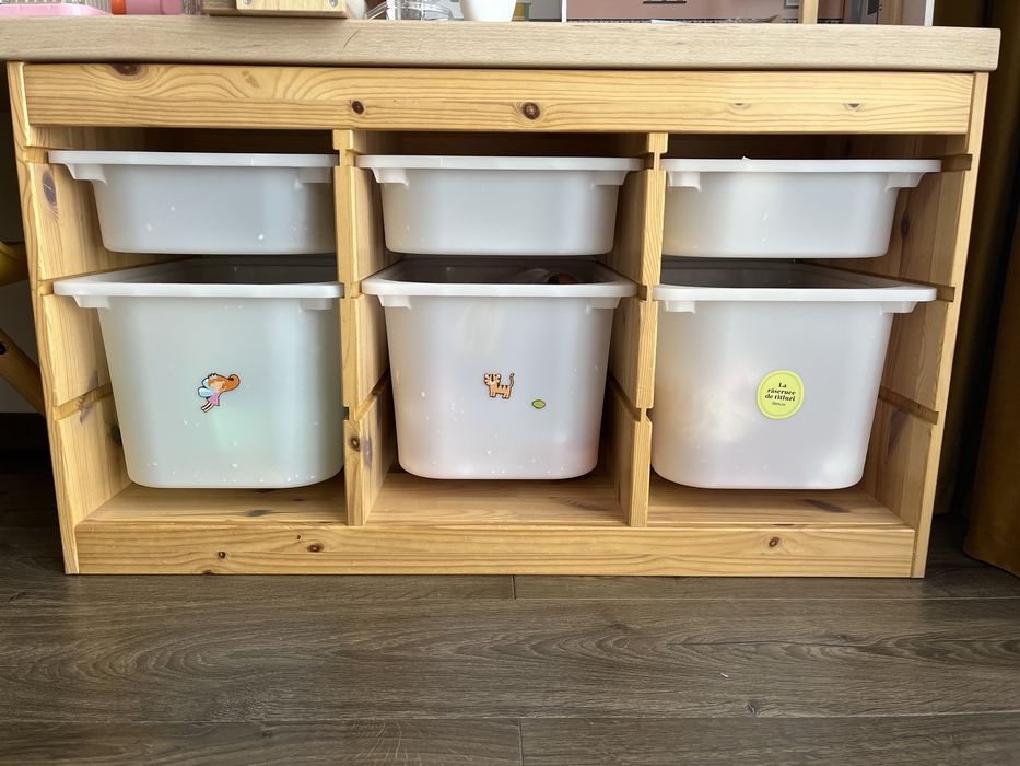 Trofast IKEA cu sertare incluse