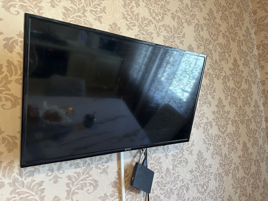 Продам Телевизор  Kivi ширина 75 см