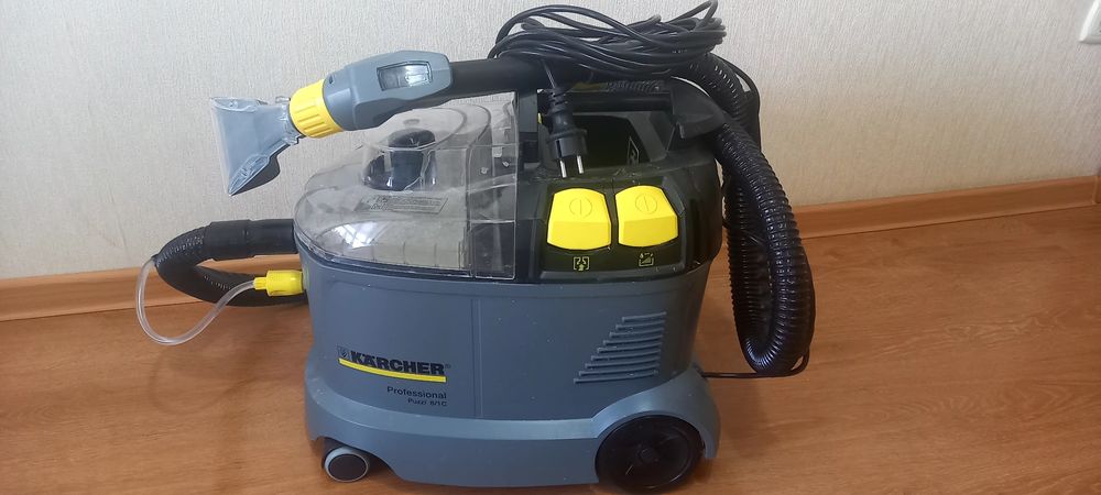 Профессиональный пылесос КЁРХЕР