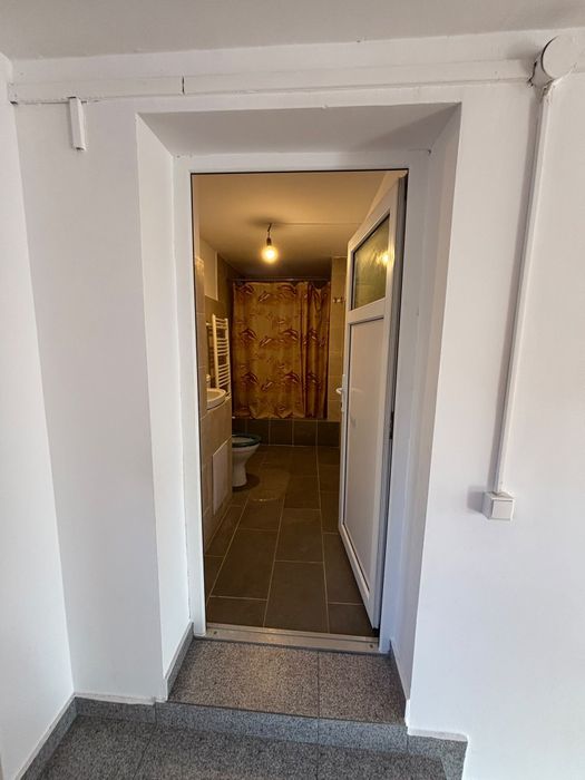 Inchiriez spatiu comercial Floresti 150 mp/parter