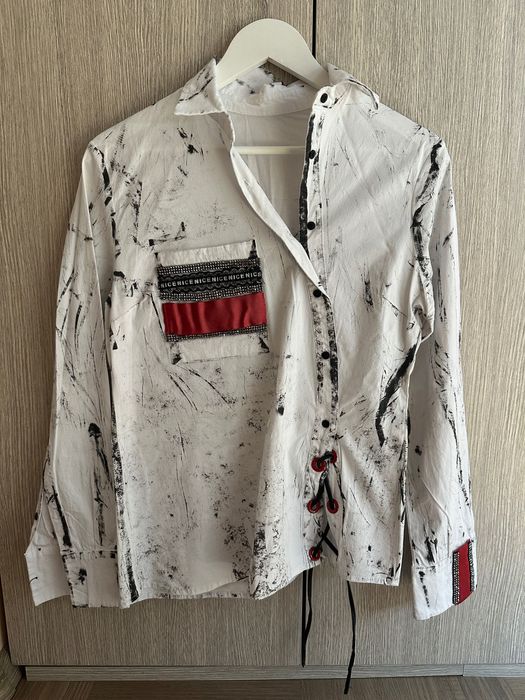 Дамска риза в перфектно състояние