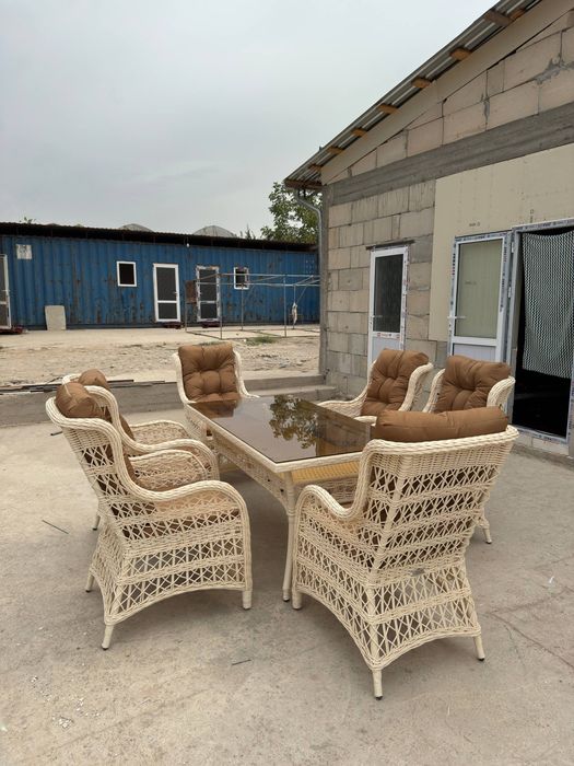 NOVA dan rotang mebellar