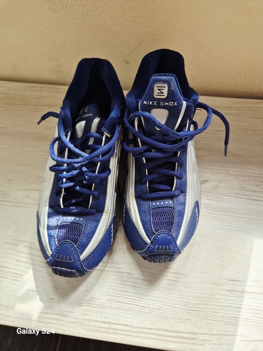 Маратонки Nike /
