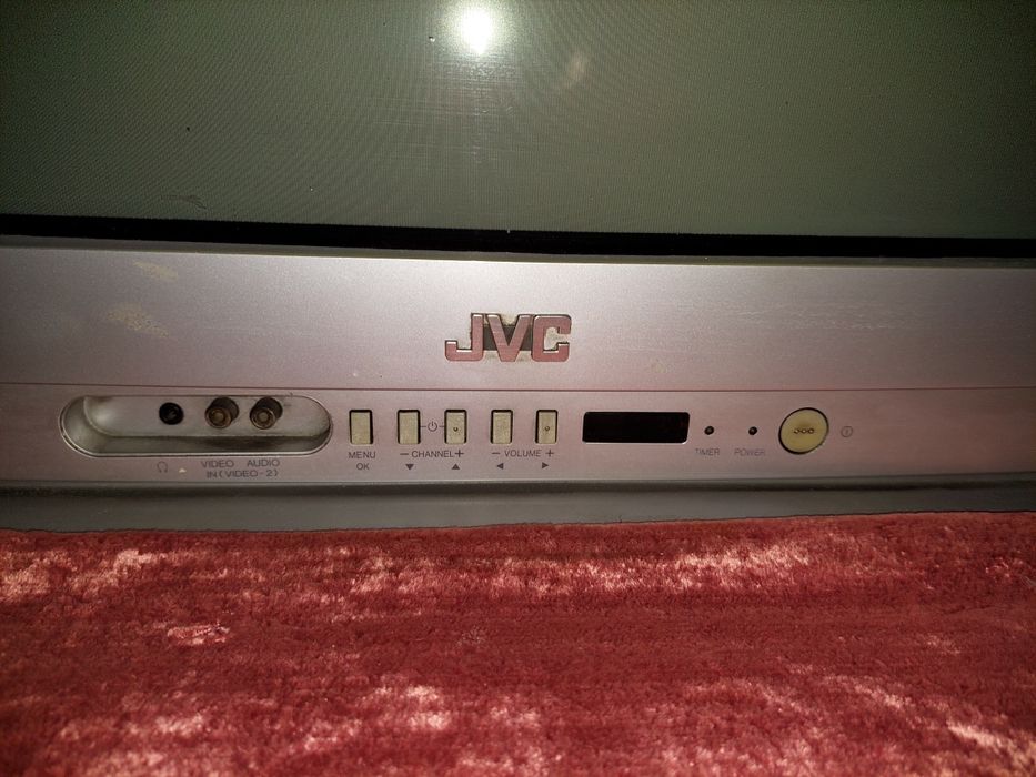 Продам телевизор