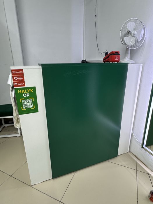 торговое оборудование для бутика