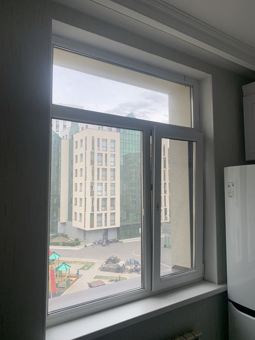 Два окна пластиковые