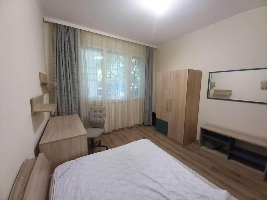 Дава се под наем Четиристаен апартамент в Варна, ВИНС - 98 кв.м за 747.66 € - Снимка #5