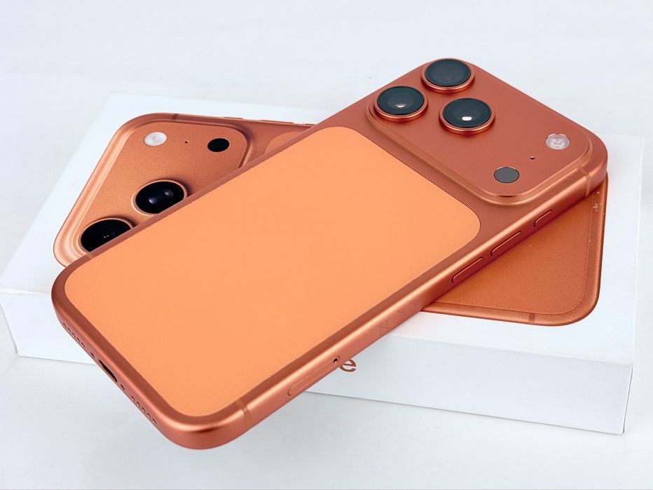 Apple iPhone 17 Pro Max 256GB Cosmic Orange 99% Батерия!  Гаранция!