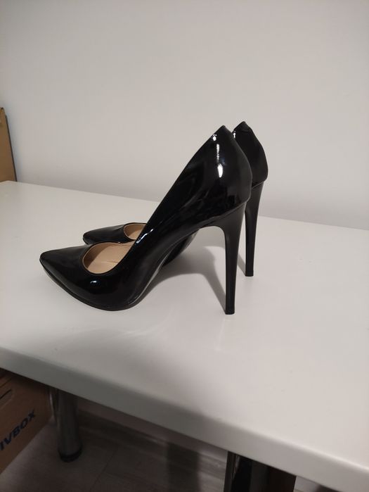 Pantofi stiletto negri