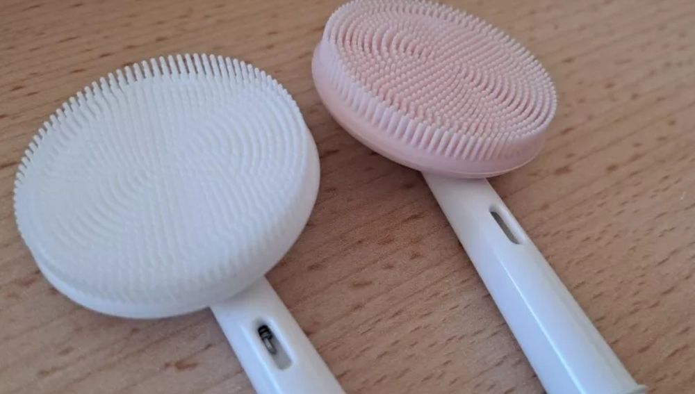 Perie curatare ten electrica