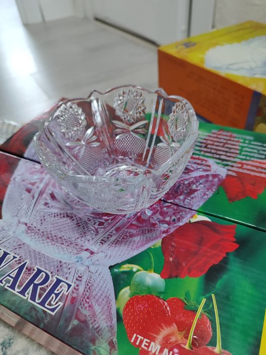 Продам посуду, почти новые.