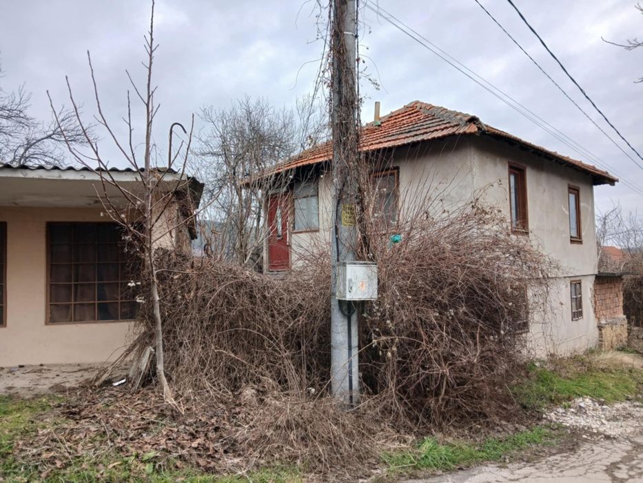 Продава се Къща в с. Горно Павликене, Област Ловеч - 373 кв.м за 41 €/кв.м - Снимка #8