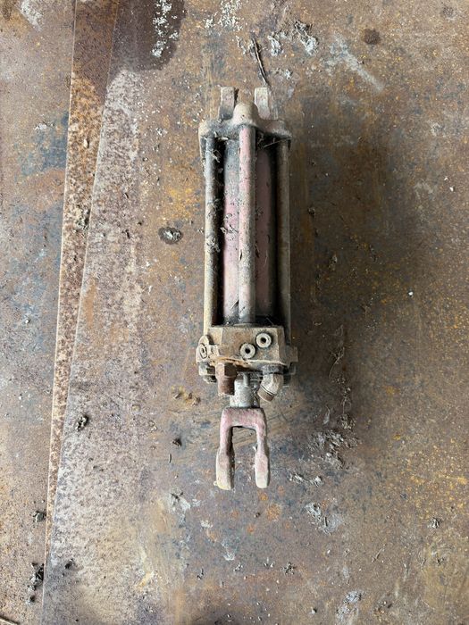 Cilindru u 650 …….