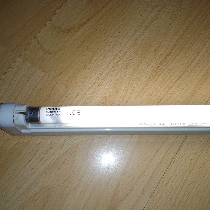 Лампи линейни Германия