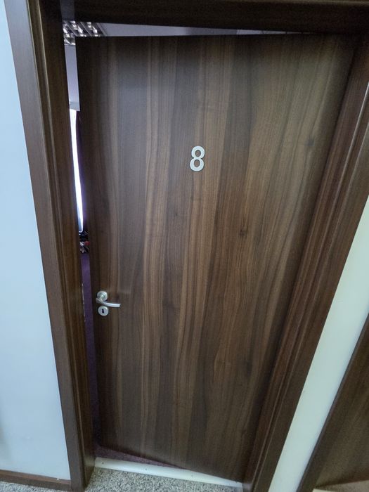 Usi interior din lemn antifonate