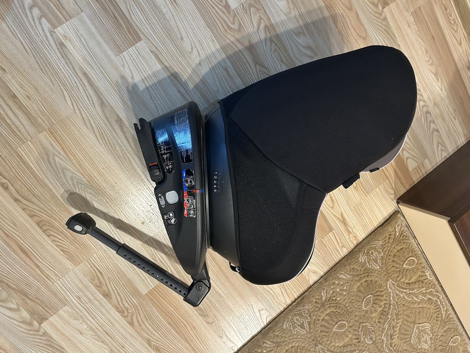 Scaun Auto Rotativ Joie I-Spin 360 cu Isofix 0-18 kg