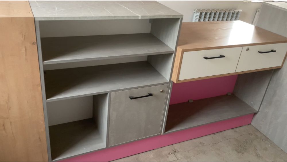 Продаётся торговый полуостров срочно