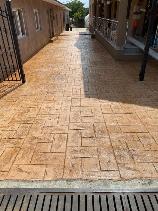 Beton Amprentat și Vertical