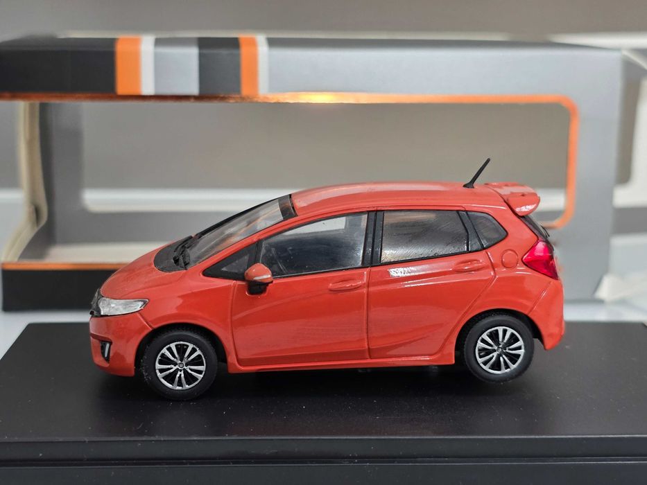 Macheta Auto 1/43 Premium X By IXO Honda Jazz 2015 Orange