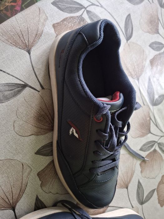 Продавам маратонки Runners