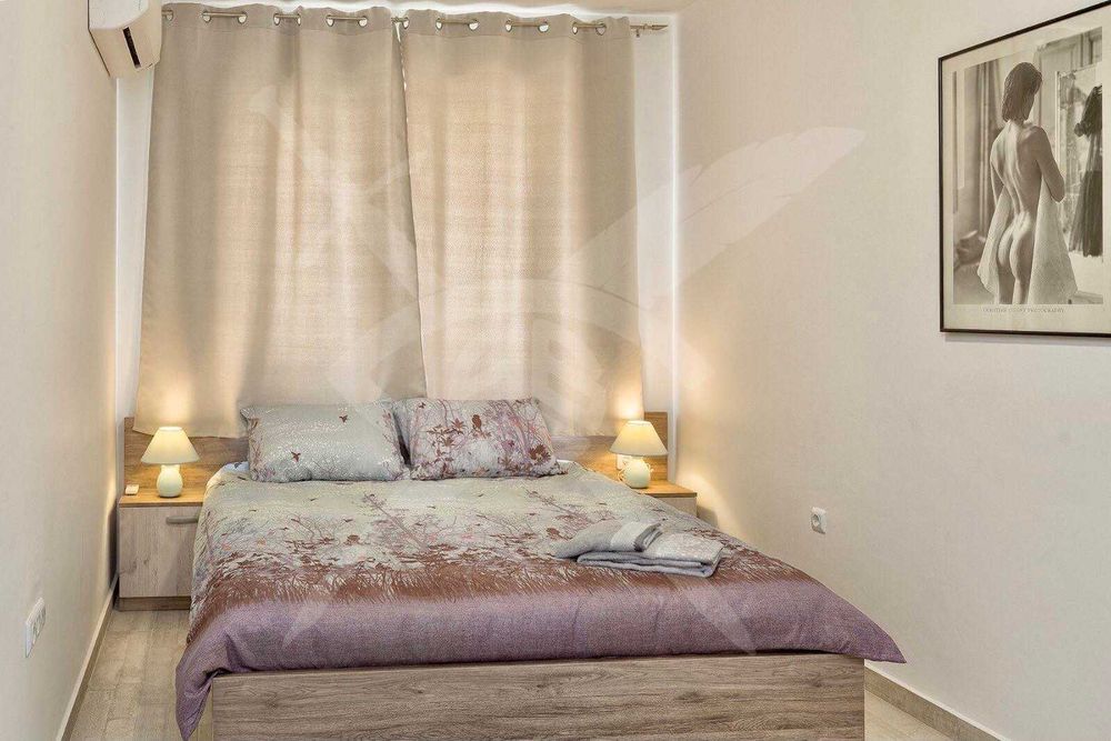 Дава се под наем Двустаен апартамент в Варна, Левски - 66 кв.м за 700 € - Снимка #2