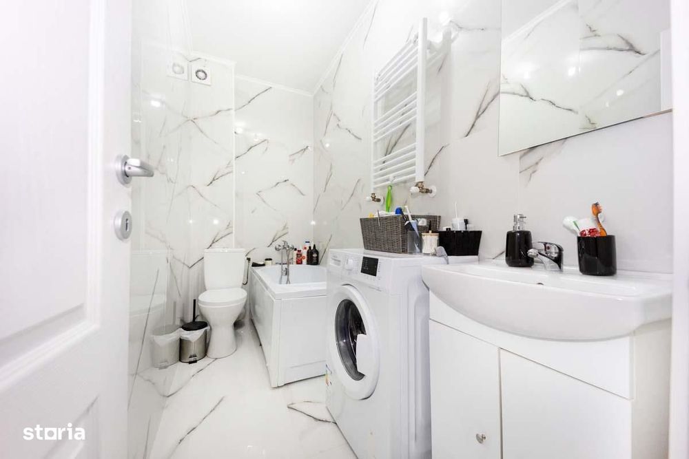 Capat CUG MOBILAT LUX apartament  2 camere INTABULAT