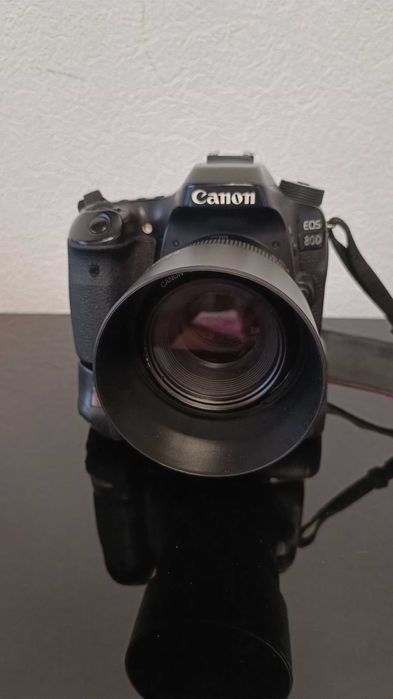 Продам Canon 80d