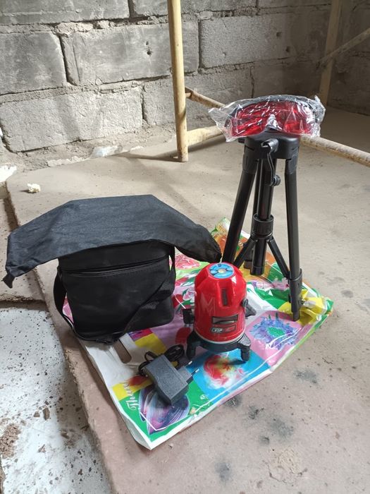 Лазерный  уровень