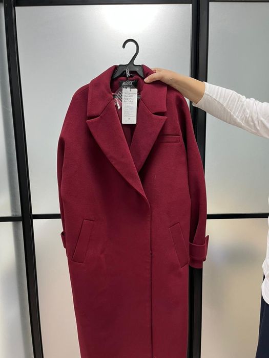 Продам пальто демисезонное