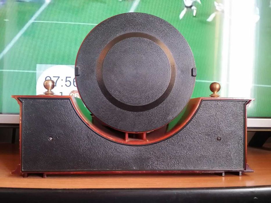 Продам часы "Весна"