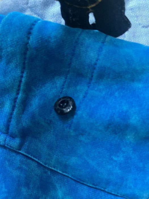 Stone island off dye