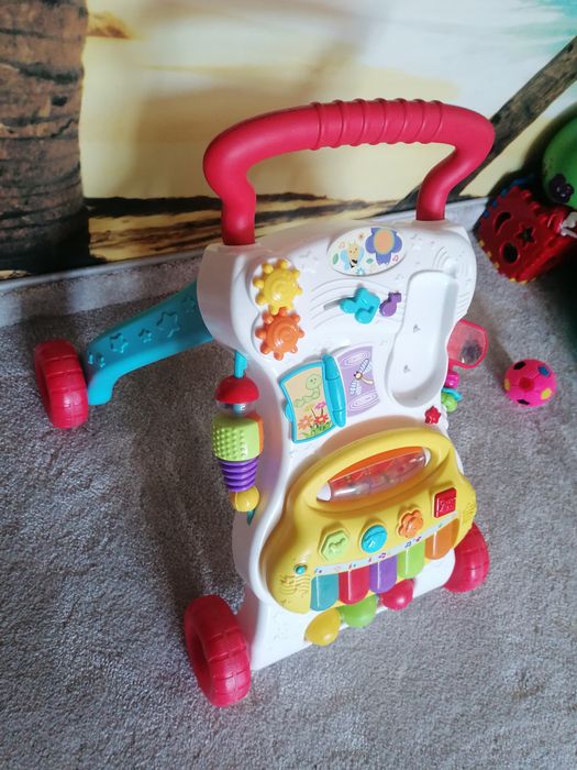 Детски уокър за прохождане