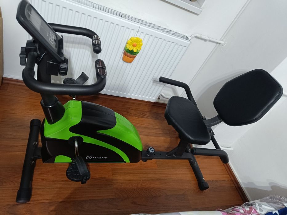 Vând bicicleta fitness orizontala Klarfit