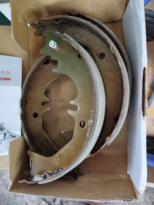 Барабанные колодки на ленд крузер 100