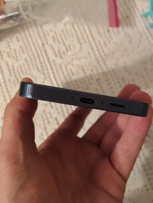 Vând Samsung A55 5G ca NOU