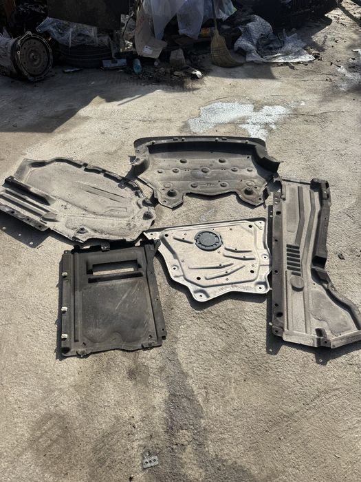 Кори под купето БМВ Х6 Ф16 (Kori pod kupeto BMW X6 f16)