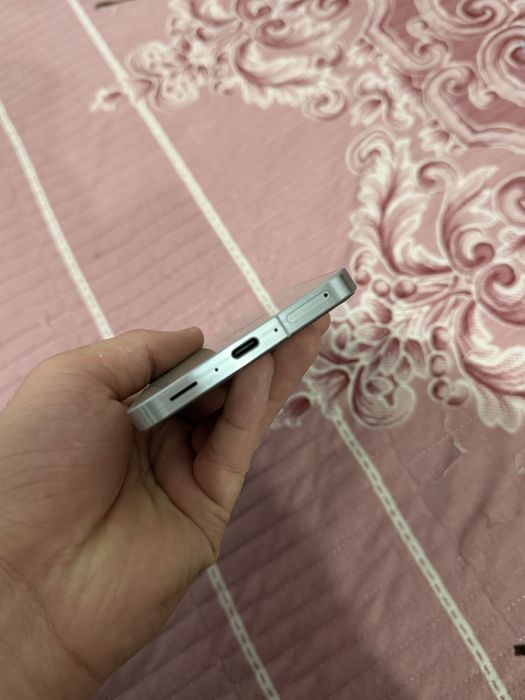 Самсунг А56 128 гб