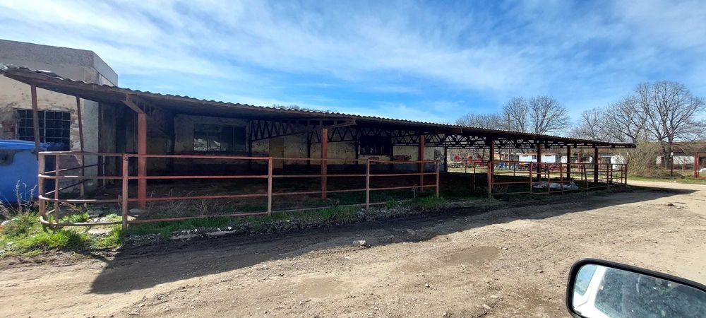 Промишлени згради продавам