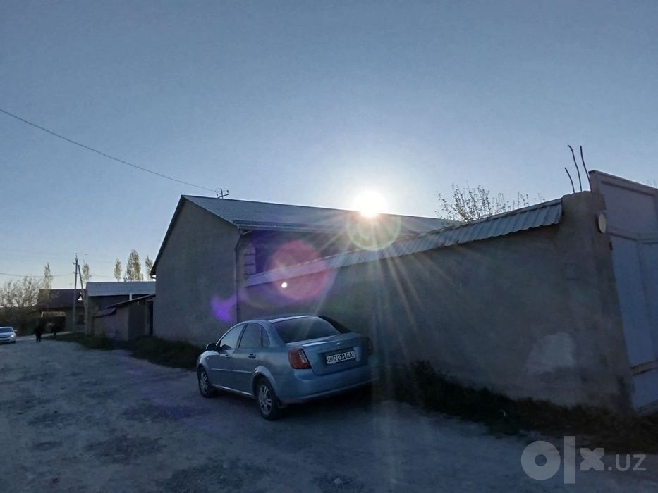 Срочно Арзонга уй сотилади