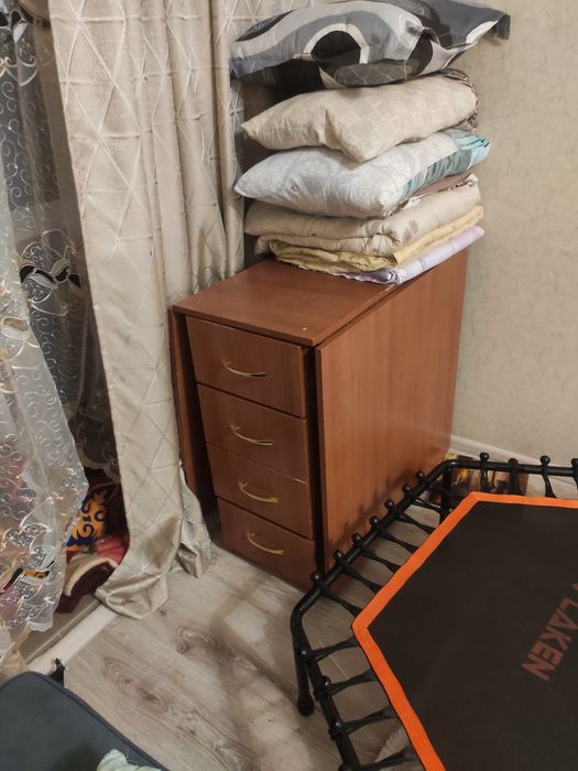 Шкаф с компьютерным столом