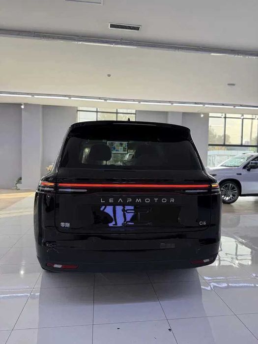 Leapmotor C16 hybrid 200 premium pod zakaz