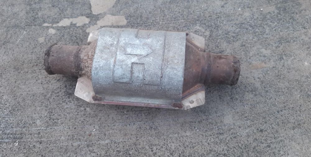 Catalizator universal