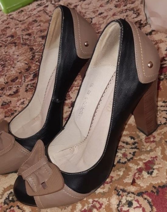 Ботинки балетки ботфорты ботильоны кеды