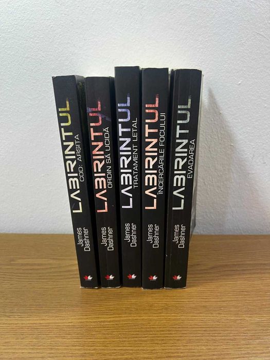 Carti labirintul de James Dashner