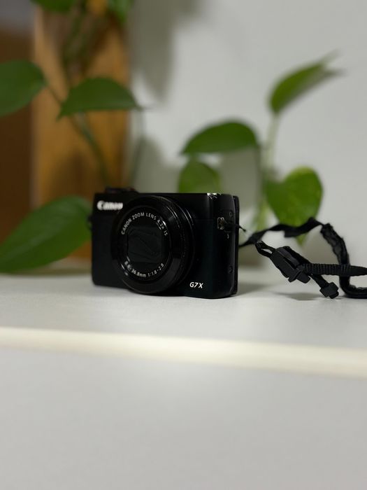 Camera digitala CANON G7X