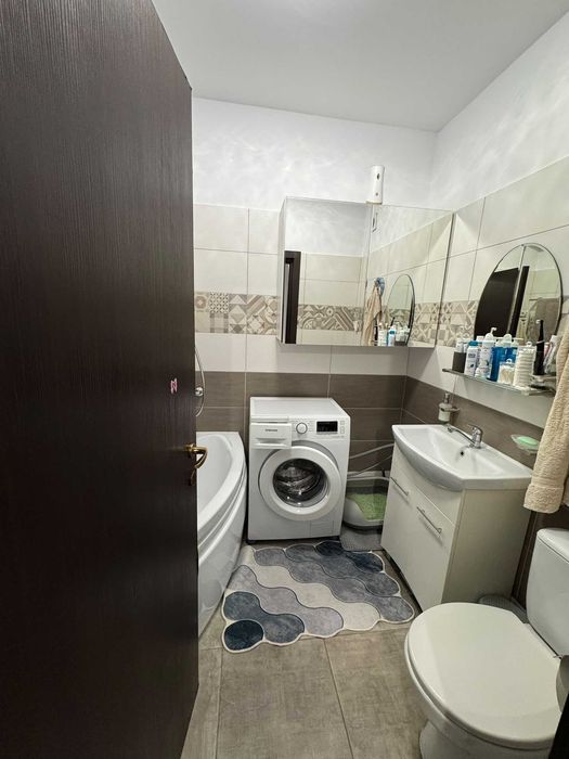 Vând Apartament 1 Cameră + Loc de Parcare