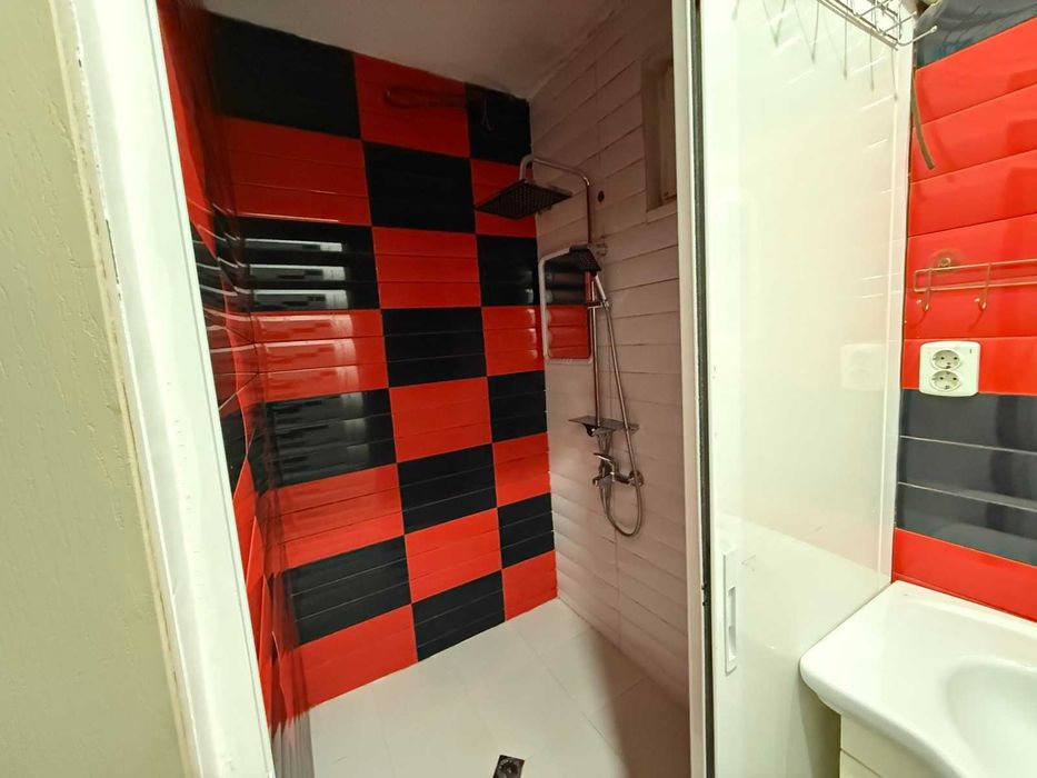 ТОП оферта! Етаж от къща с голям двор в гр. Божурище