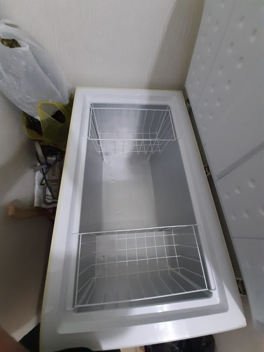 Продам морозильник